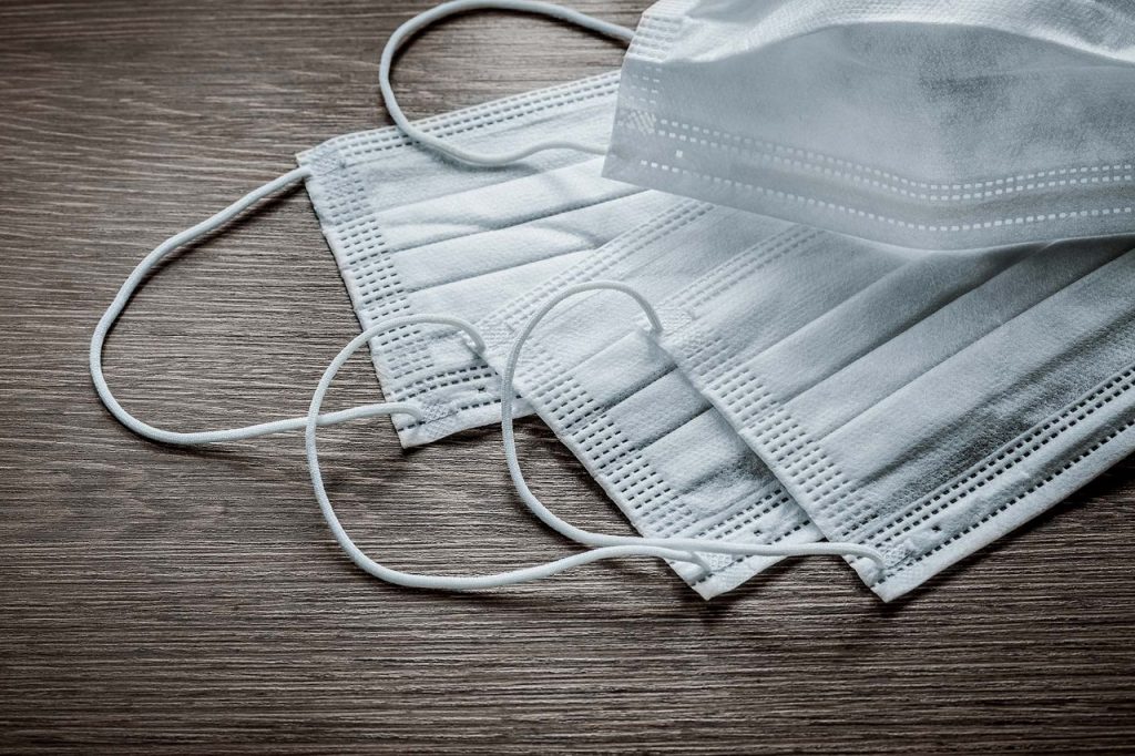 1582716534-surgical_mask-1024x682.jpg