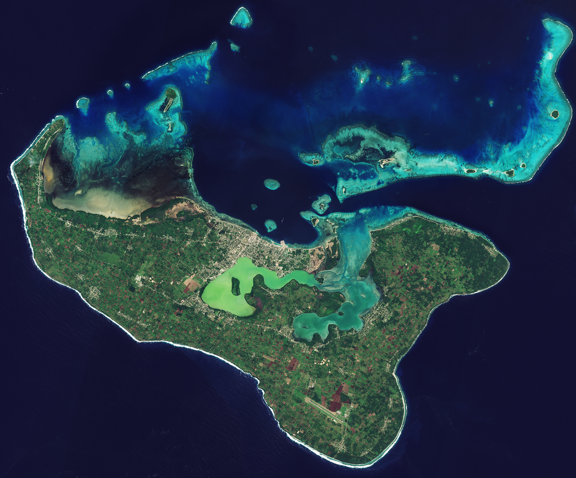 Tonga_ESA363260.jpg
