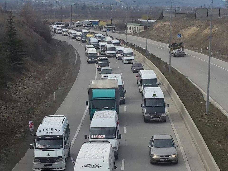 kolona.jpg
