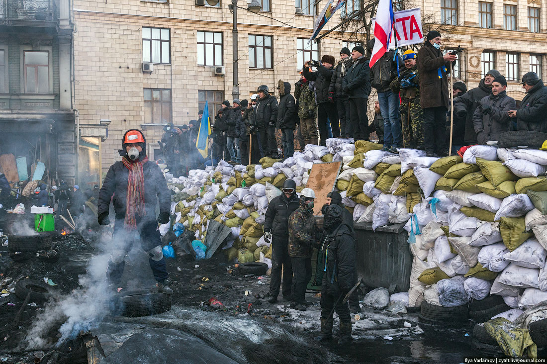 berkut-25barikads.jpg